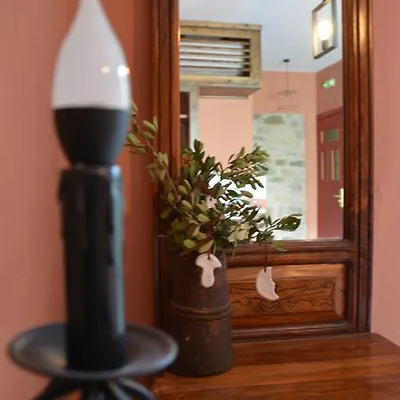 Messana Guest house *